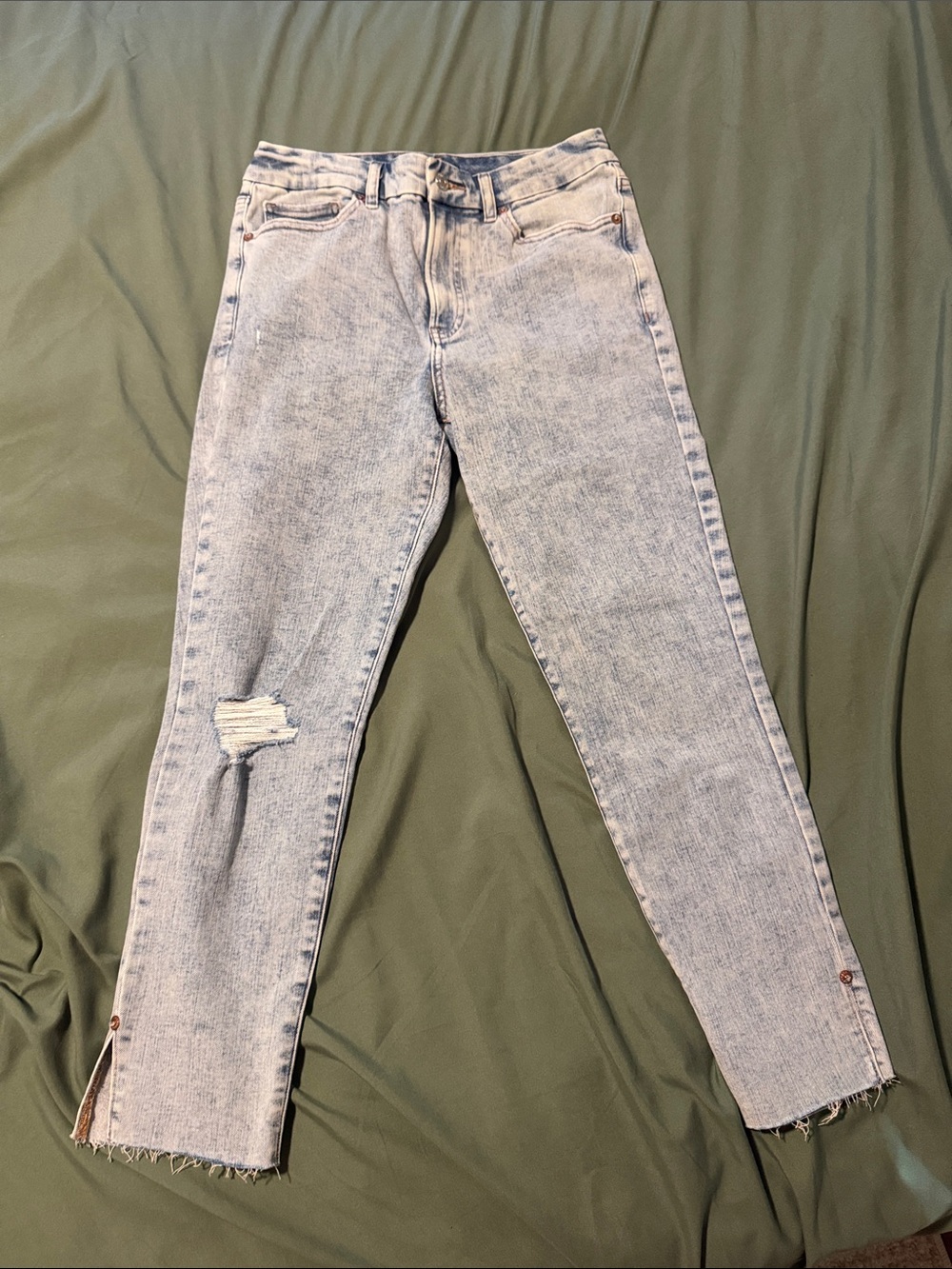 Express Light Blue/acid wash high rise Cropped Jeans